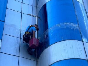 Dış cephe cam temizliği hizmeti