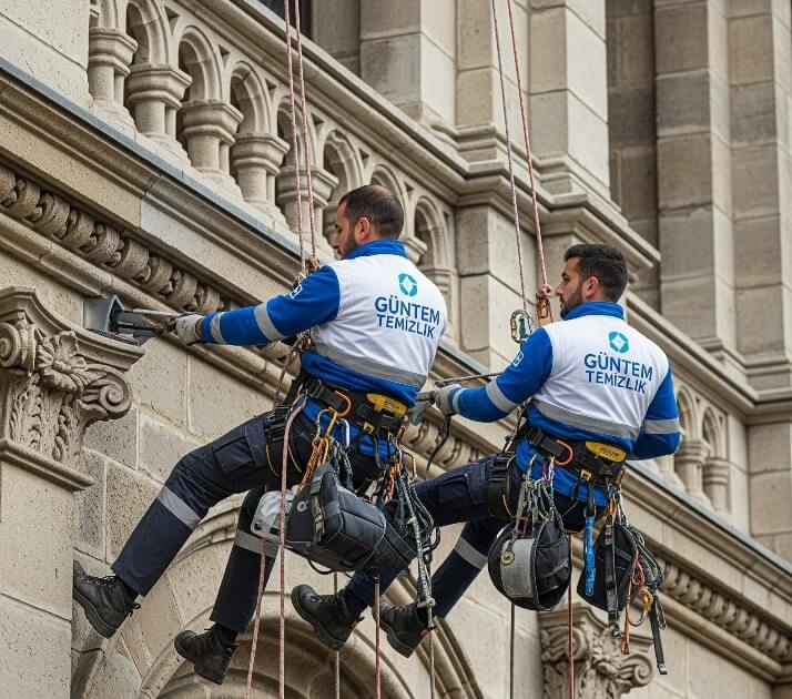 İple erişimle dış cephe temizliği: Güntem Temizlik
