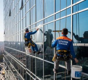 Profesyonel Beyoğlu dış cephe cam temizliği hizmetleri