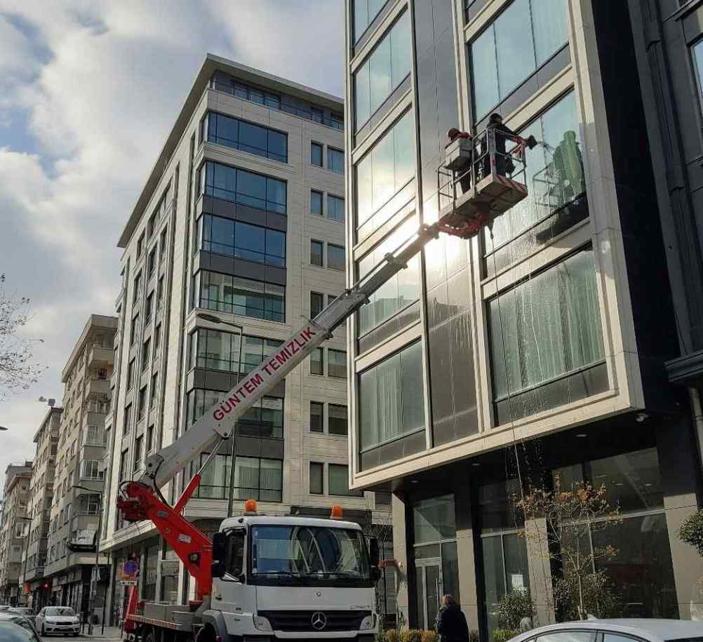 Profesyonel Sultangazi dış cephe cam temizliği hizmetleri