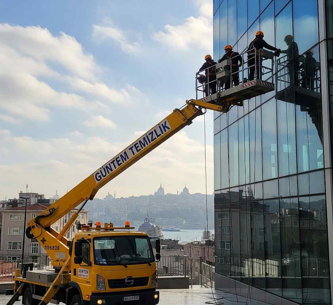 Sepetli vinç ile Tuzla dış cephe temizliği hizmetleri