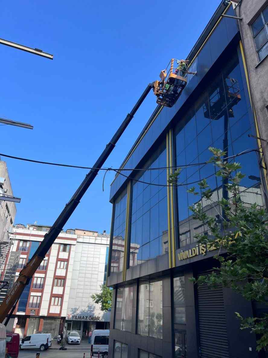 Marmara Bölgesi plaza cam temizliği hizmetleri