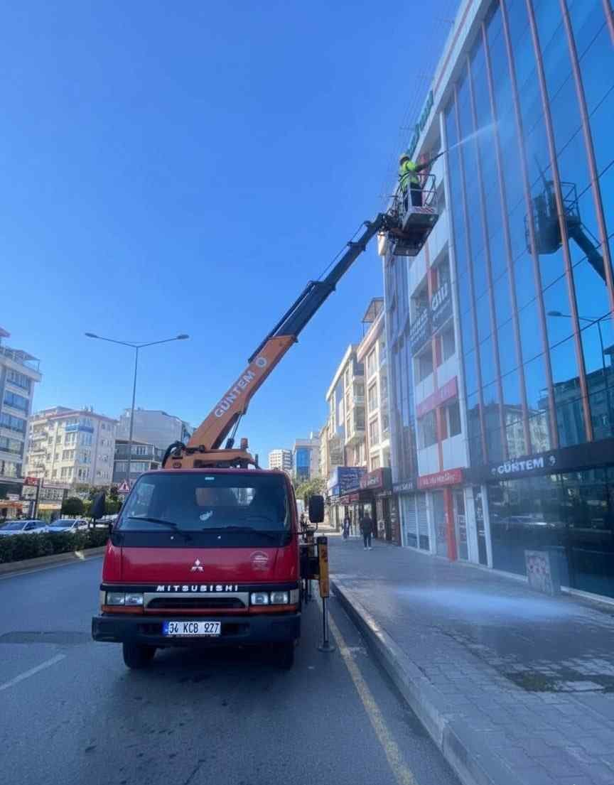 Küçükçekmece Atakent dış cephe ve yüksek bina cam temizliği hizmetleri: Güntem Temizlik