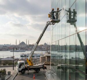 Profesyonel Şirinevler dış cephe cam temizlik hizmeti: Güntem Temizlik Şirketi