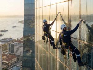 Profesyonel İçerenköy dış cephe cam temizliği hizmetleri