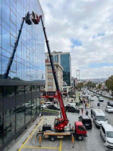 Sepetli vinçle profesyonel Plonezköy dış cephe temizliği hizmetleri