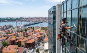 Profesyonel Antalya dış cephe cam temizliği hizmetleri
